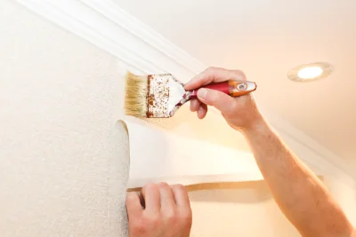 Pose de papier peint à Louroux-de-Beaune — revêtements muraux et toiles de verre